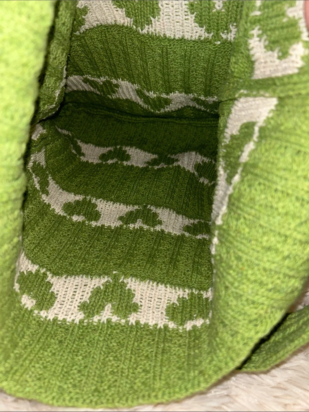 Green Knit Heart Pattern Shoulder Bag